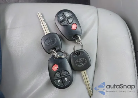 2012 Toyota Highlander Se V6 z USA, uszkodzony, nr VIN 5TDBK3EH4CS108660